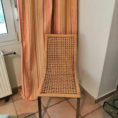 Apartment Cozy Garden 700m From St Luke S Hospital Thessaloniki