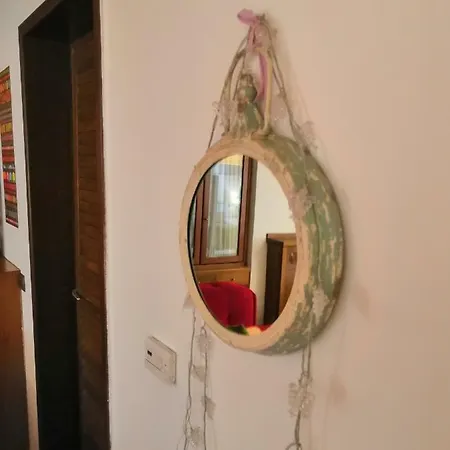 Apartment Cozy Garden 700m From St Luke S Hospital *